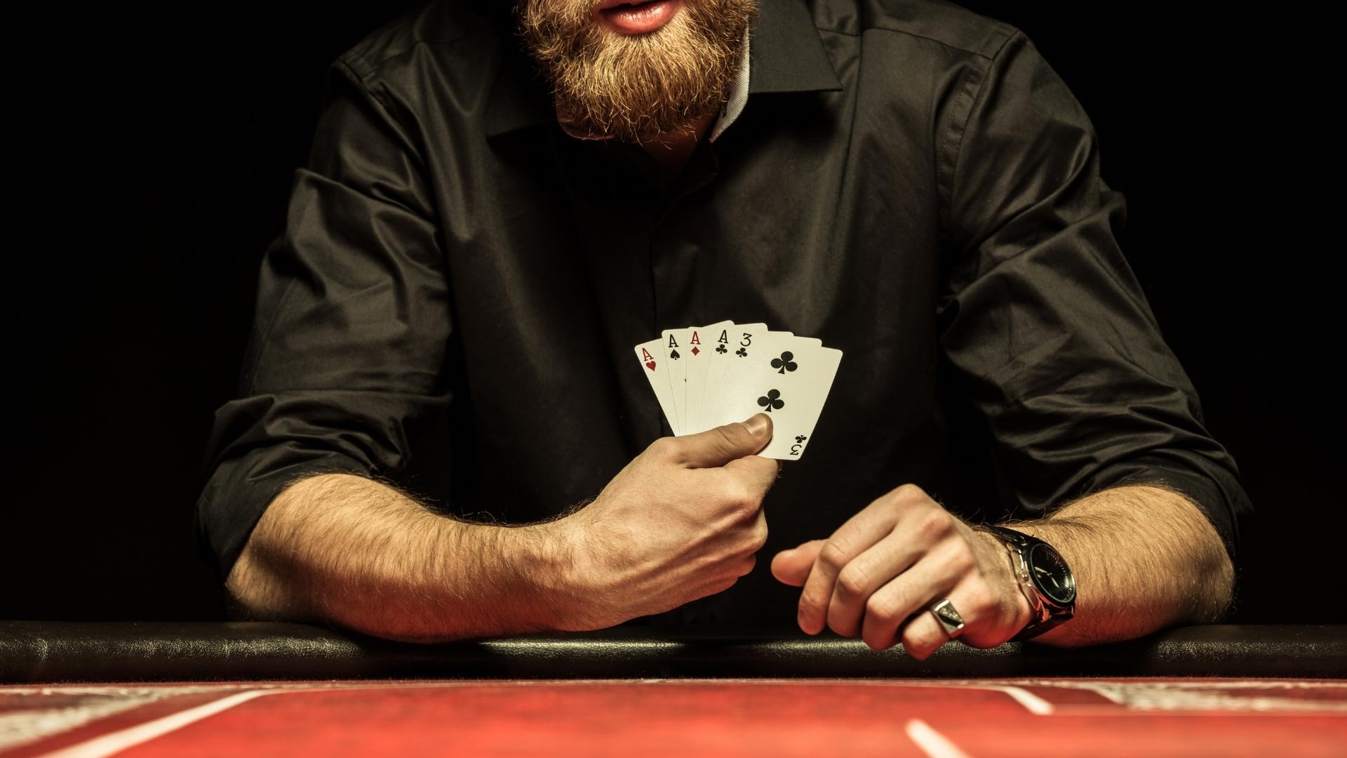 Guía para iniciar al póker como profesional